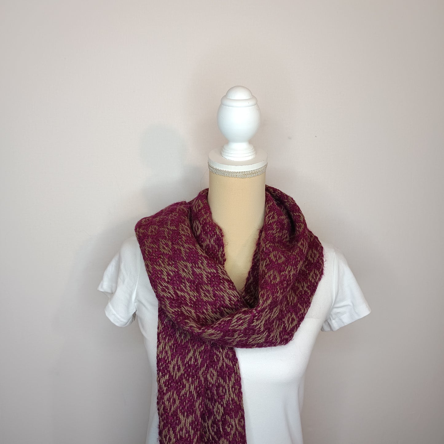 Echarpe en mérinos, baby alpaga et soie - marron et fuchsia - Tissage artisanal