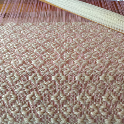 Col de laine rose et écru – tissage artisanal mérinos