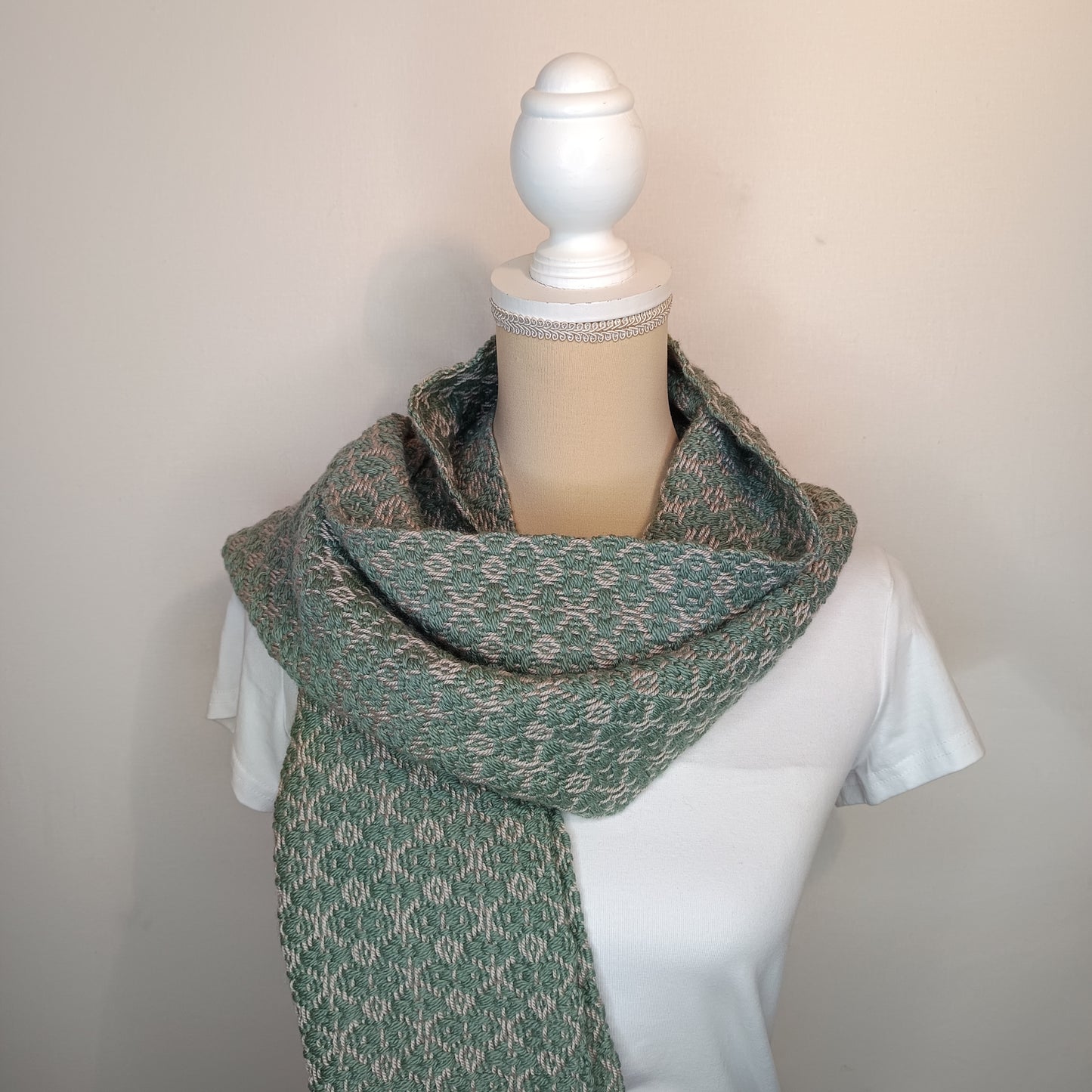 Echarpe Soie et Mérinos - ficelle et vert- tissage artisanal