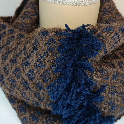Col de laine marine et marron – tissage artisanal mérinos et alpaga